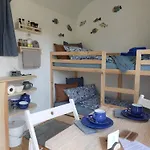 Schaeferwagen Gartenblick Nr 4 Campsite Radebeul